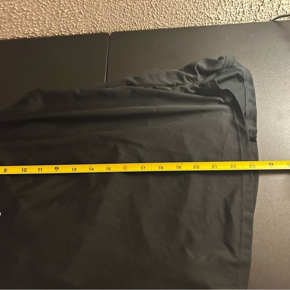 Nike Women's Black Racerback Sleeveless Tank Top Sz M Athletic Sports Athleisure - Picture 3 of 8